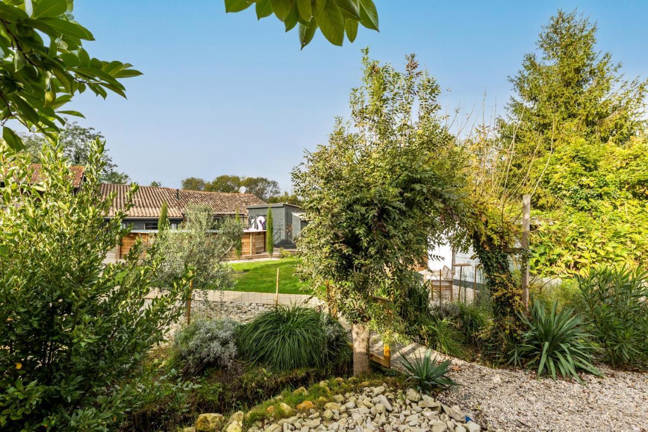 Villa Demeure En Pierre Avec Piscine à Vertheuil-en-Médoc Extérieur photo